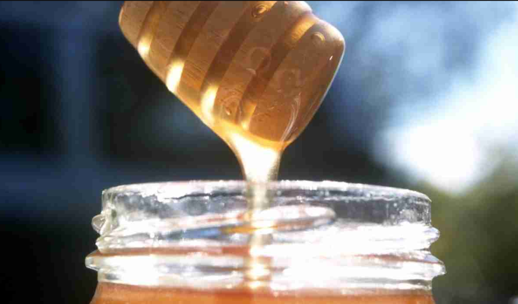 Can I Eat Honey if I’m Breastfeeding Happily Mother