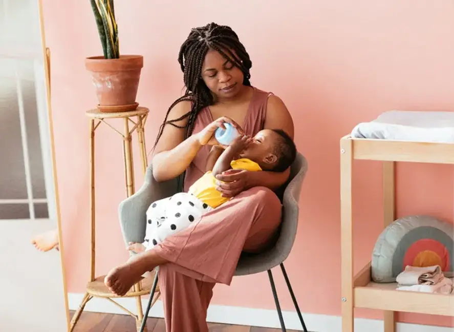 How To Combine Breastfeeding And Pumping Newborn